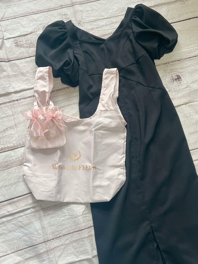 フェミニンなロングドレスに合わせてみました