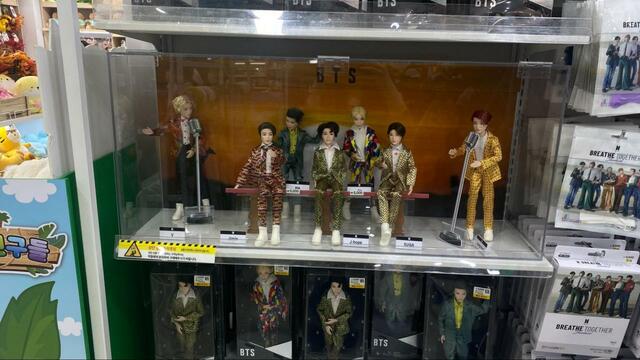 【韓国ダイソー】韓国の大スターBTSのコーナーもありました！