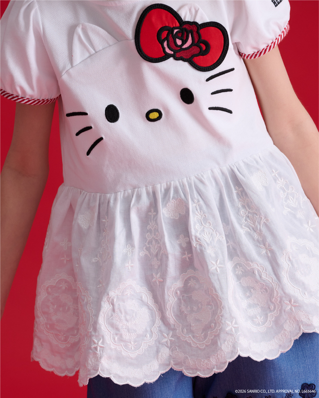 【ANNA SUI mini × HELLO KITTY】シュシュ付きTシャツ/¥16,280(税込)