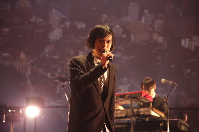 アーバンギャルド・松永天馬（Vo）　撮影・ゆうゆっこ