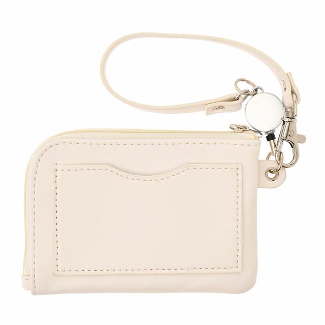 パスケース 2,420円