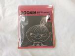 『MOOMIN たっぷり入る BIG ECOBAG BOOK リトルミイ ver.』価格：2,189円（税込）チャック式の透明パッケージにて梱包されている