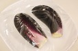 【なすの冷凍保存方法】2．耐熱皿にのせ、ふんわりラップをして、2本（160g）あたり電子レンジ（600W）で2分30秒加熱する