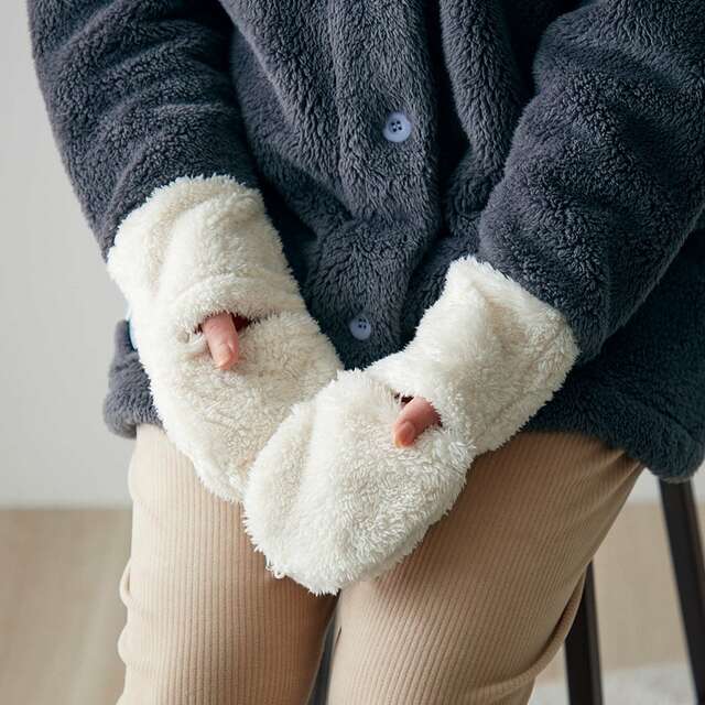 耳付きガウン（選べるキャラクター）｜ ￥5,990 （税込）