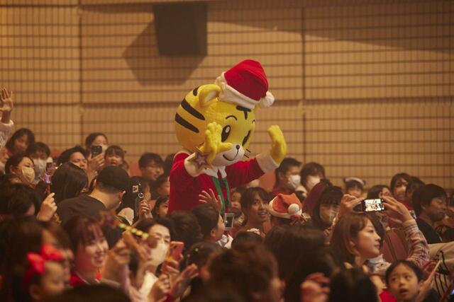 公演中のもよう【しまじろうと きらきらぼしの クリスマス】