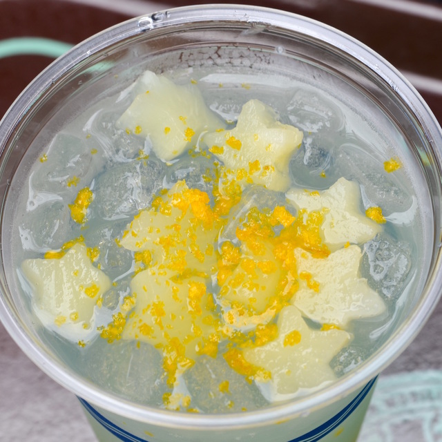 フルーティースパークリングカクテル