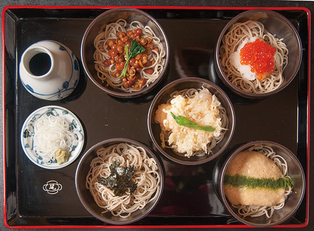 神田 尾張屋本店／割子そば　1512円