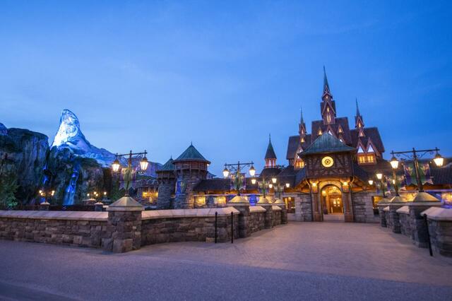 東京ディズニーシー「ファンタジースプリングス」内「フローズンキングダム」