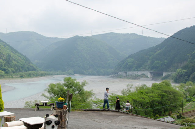 お茶ぼっこの前は、トーマスSLビュースポット