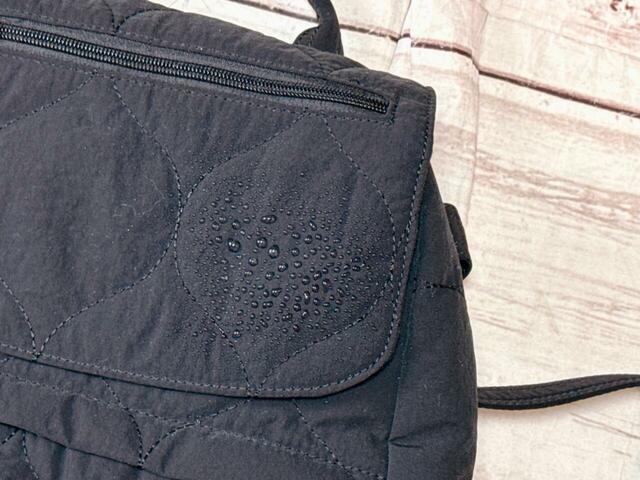 「ラクっとお手軽シリーズ」とのコラボなので、はっ水・防汚加工が施されています！