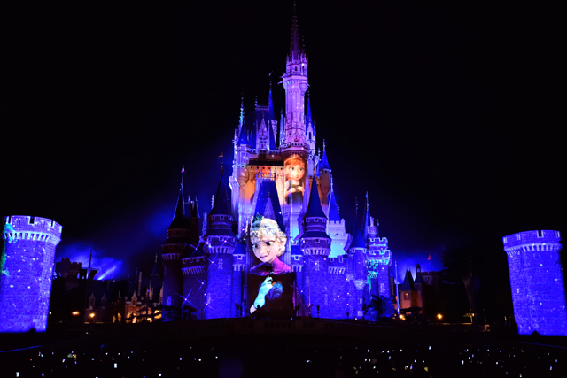 ３５：「アナと雪の女王」から「Let It Go」 ©Disney