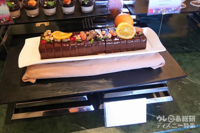 “ディズニー・ハロウィーン”ランチブッフェ／ディナーブッフェ｜シャーウッドガーデン・レストラン