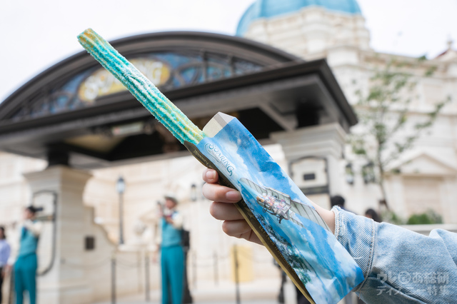 ファンタスティック･フライト･チュロス（パイナップル）400円