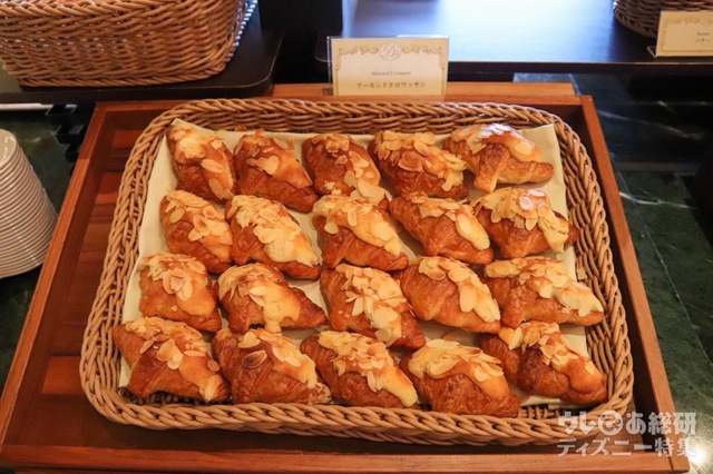 “ディズニー・ハロウィーン”ランチブッフェ／ディナーブッフェ｜シャーウッドガーデン・レストラン