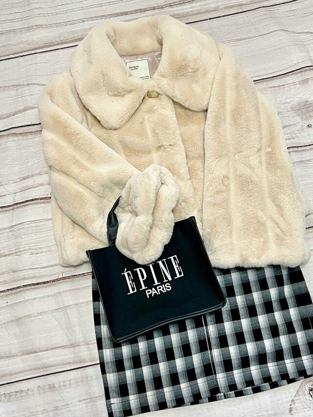 カジュアルなガーリースタイルに合わせてもかわいい！