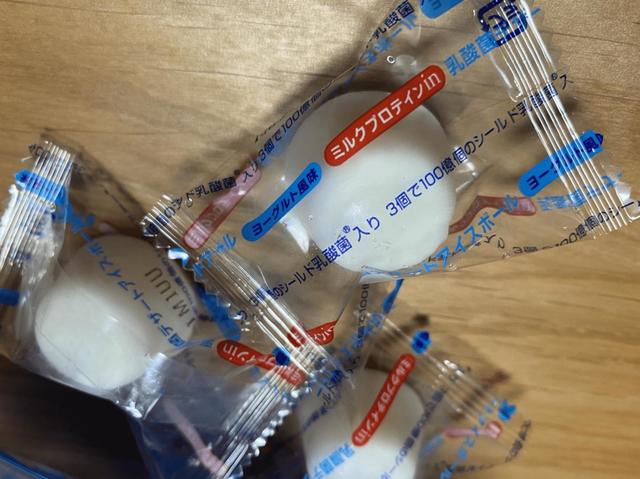 2位【シャトレーゼ　乳酸菌デザートアイスボールミルクプロテイン】手軽に食べられる一口サイズです