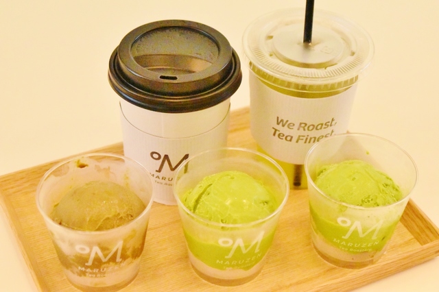お茶はアイス・ホット両方楽しめる