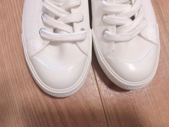 【無印良品 疲れにくいスニーカー】価格は2,990円とリーズナブル