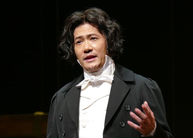 剛力彩芽、稲垣吾郎 ／ 写真＝内田 涼