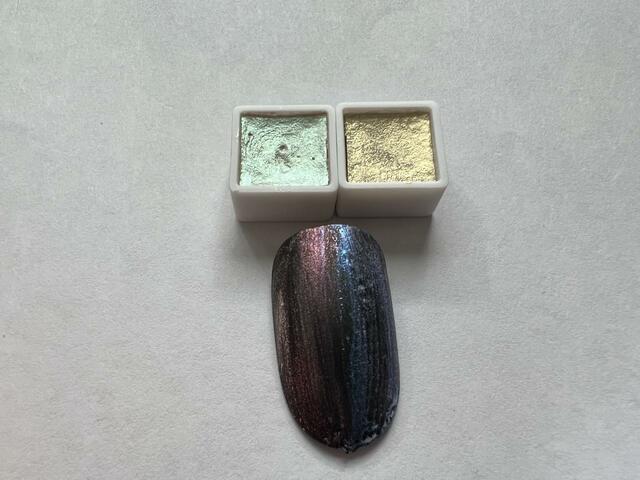 【セリア ネイル用水彩パレット ミニ  シンプル】白だと分かりにくいけど黒にのせると色が変わってかわいい