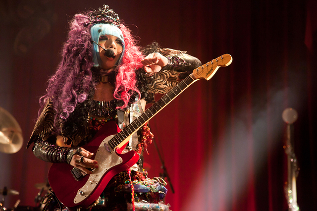 えんそく・Joe（G）　撮影・さわきみのり