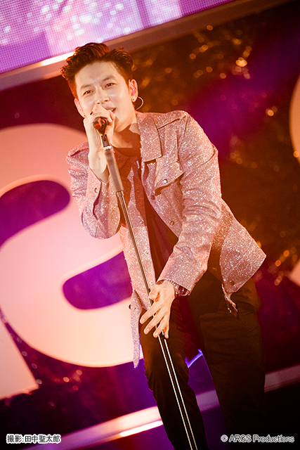 SE7EN　「SE7EN LIVE in JAPAN〈No.7〉」9月18日＠舞浜アンフィシアター