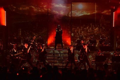 進撃の世界 を音楽で体感 Linked Horizon最新ライブツアー 進撃の軌跡 レポート Medery Character S