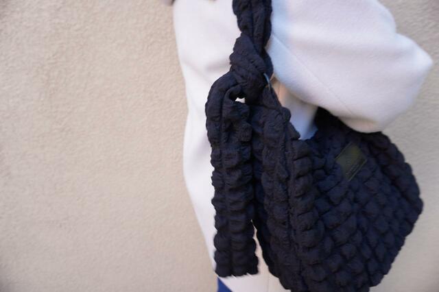 結び目がアクセント