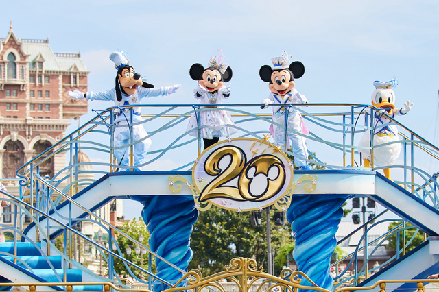 『東京ディズニーシー 20周年 アニバーサリー・セレクション』ハーバーグリーティング (収録年:2021-2022)