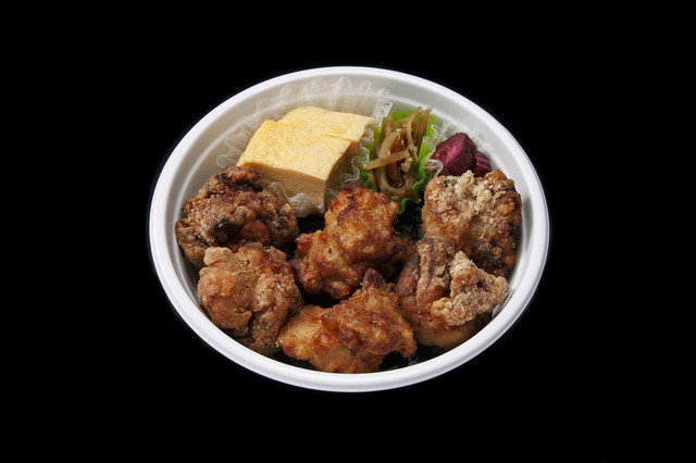 ＜揚小路＞ 鶏三味丼 税込864円