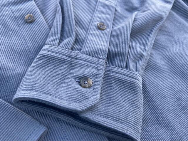 【ワークマン コーデュロイボタンダウンシャツ】厚手なので着ていてとても暖かいです