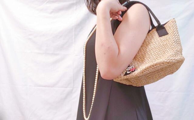 ショルダーバッグとして使ってみた【MOOMIN（ムーミン）リトルミイの刺しゅうがかわいい！かごバッグ：3,289 円（税込）】