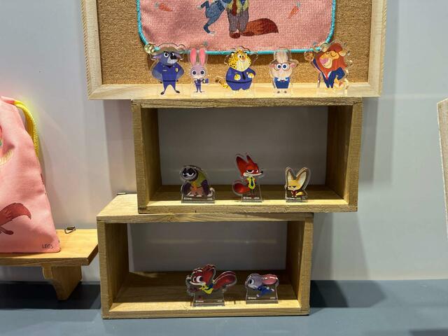 アクリルミニフィギュア（ランダム10種） 935円｜ディズニー『ズートピア』「Zootopia」BUNNY BEST FRIEND OH MY CAFE