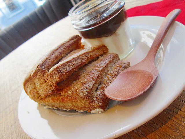 クロワッサンスコーン 