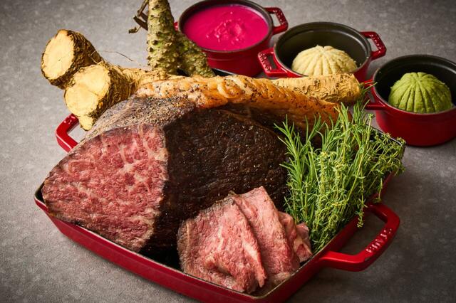 「和牛ジューシーローストビーフ低温調理 64度仕上げ」＜期間：2025年12月20日～12月25日＞【心ときめくクリスマスメニュー＆こだわり料理がお出迎え！ホテルメトロポリタン「クリスマススペシャル ビュッフェ」で特別なひととき♪】