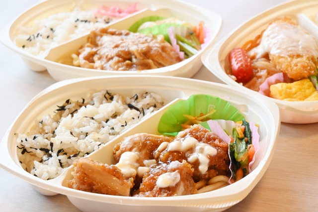 【ライフの冷凍弁当】どれもワンコインで買える高コスパで、大満足クオリティのおいしさでした！