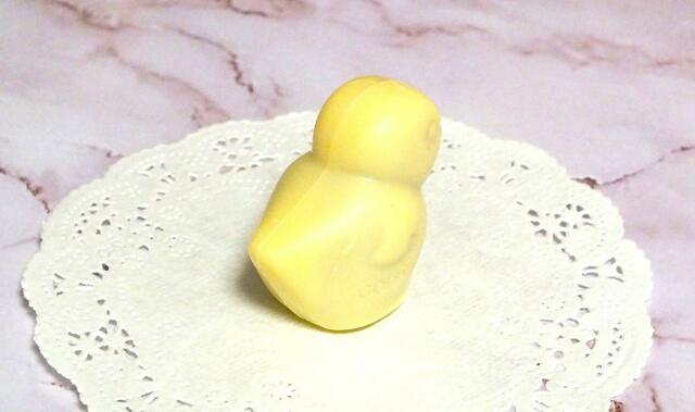 【ゴティバ】ひよこホワイト、うしろ姿もかわいくて360度楽しめる♪