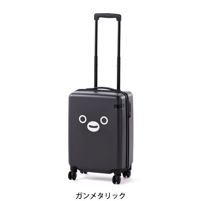 【Suicaのペンギン×ベルメゾン】落ち着いたガンメタリックのカラーに、Suicaのペンギンの顔を大胆にデザイン