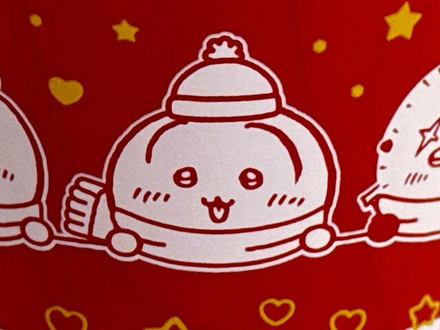 うさぎは耳をしまって被るタイプです。肉まんみたいでかわいい…！