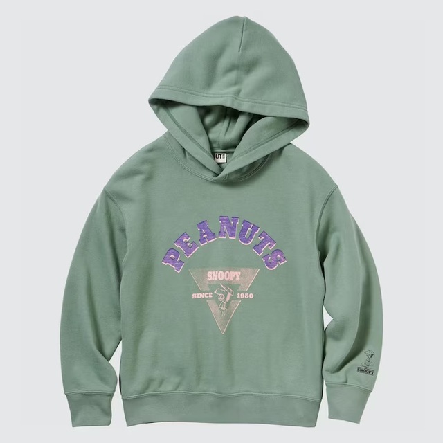 KIDS ピーナッツ チャーリー・ブラウンズ・ベースボール・チーム スウェットパーカ｜2,290円｜ユニクロUT「ピーナッツ チャーリー・ブラウンズ・ベースボール・チーム」コレクション