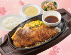 「サーロインステーキセット」＜ 1,773円（税込1,950円）＞【店内でお花見気分を楽しめる『お花見ガスト』開催】