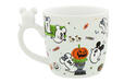 マグカップ 1,900円｜東京ディズニーリゾート「ディズニー・ハロウィーン」スペシャルグッズ｜販売店舗：東京ディズニーランド「ディズニー＆カンパニー」、東京ディズニーシー「スリーピーホエール・ショップ」｜発売日：2024年9月19日（木）