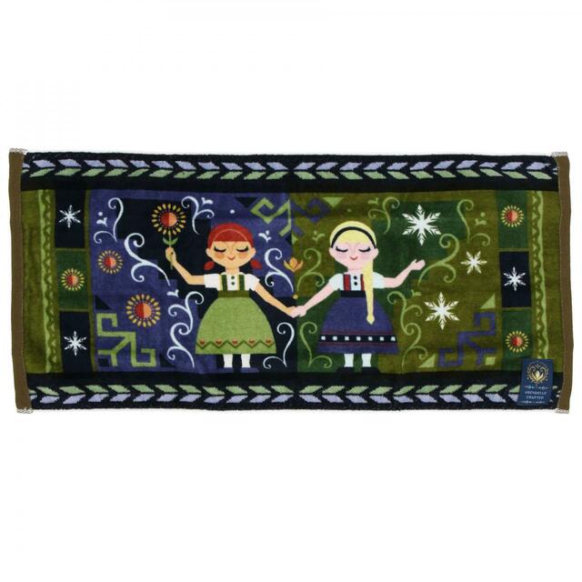 フェイスタオル 1,800円|「アナとエルサのフローズンジャーニー」をテーマにしたグッズ|東京ディズニーシー新テーマポート「ファンタジースプリングス」|販売店舗:東京ディズニーシー「エンポーリオ」|発売日:2024年5月28日(火)