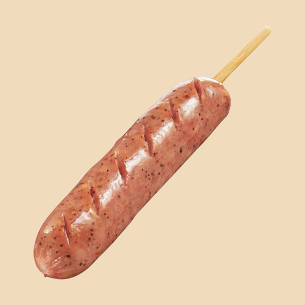 「粗挽きフランク(黒胡椒)」＜価格：195円（税込210円）＞【【ファミマ】黒胡椒が香る「粗挽きフランク」や「ジャーマンポテト」が新登場！ファミマ限定「クラフトビール」も見逃せない！】