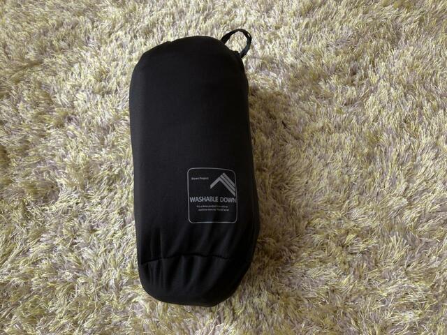 【ワークマン REPAIR-TECH(R)(リペアテック)洗えるフュージョンダウンライトジャケット】便利な収納袋付き