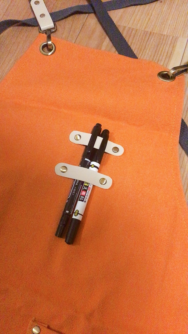 ヤヌークゴラ ワークエプロン