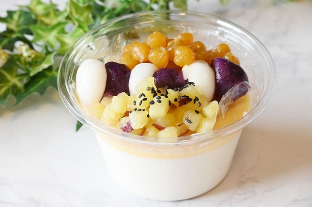 【成城石井自家製 モーモーモーチャーチャーチャー】マレー風のお汁粉は「麼麼咋咋(ボボチャチャ)」を成城石井風にアレンジしたビッグサイズの「成城石井自家製 モーモーモーチャーチャーチャー」