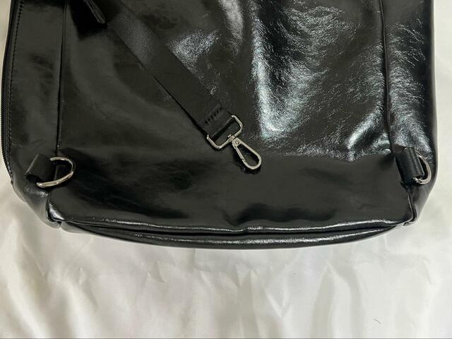 【LOWRYS FARM BIGワンショルダーBAG】ショルダーストラップは付け外しも可能。右掛けにも左掛けにもできます！