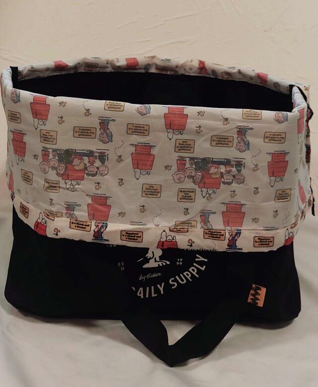 蓋部分を裏返すことで、収納ボックスとしても使えます