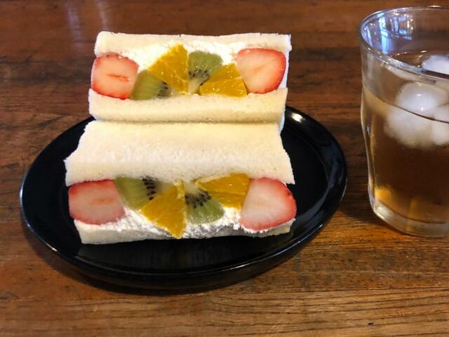 【32orchard(サニーオーチャード) フルーツサンドミックス】お花のような断面がかわいい